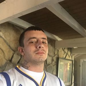 Meet your Posher, Zach